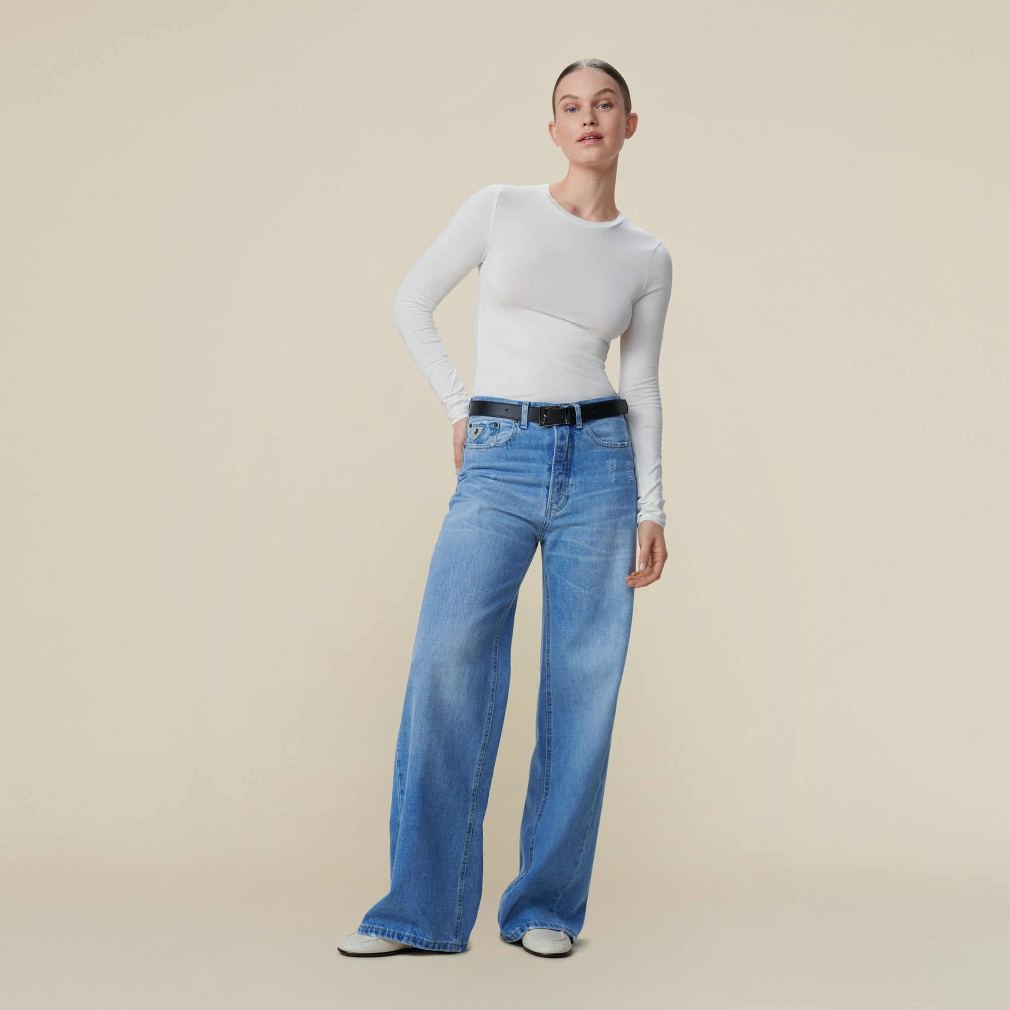 デニム・ジーパン LOIS JEANS LOIS JEANS Jeans (2782 6797MILLER PALE STONE) Skater Loose Miller Pale - Low Rise Wide Fit | Lois Jeans