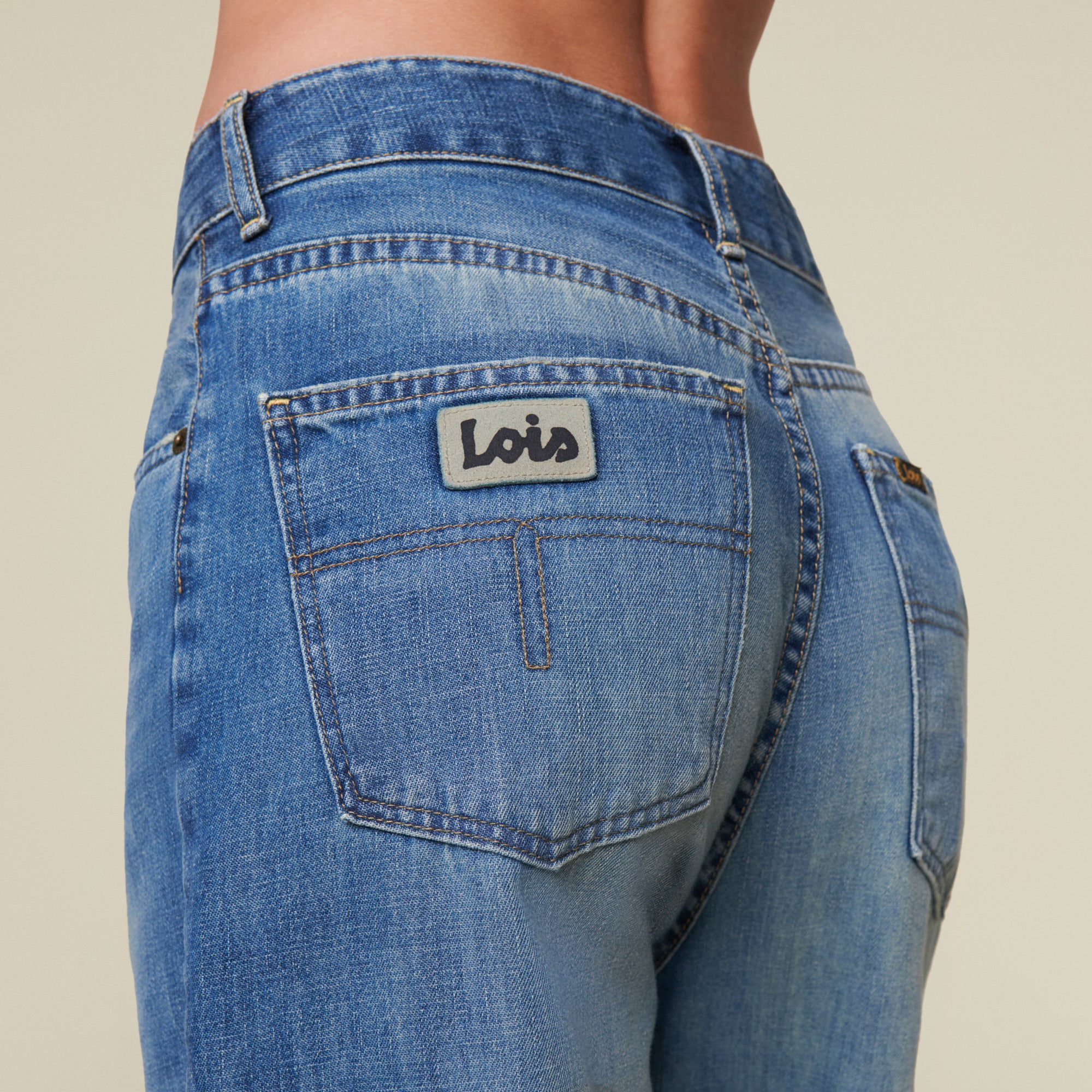 Maya Kros Regen Stone - High Rise Straight Fit | Lois Jeans