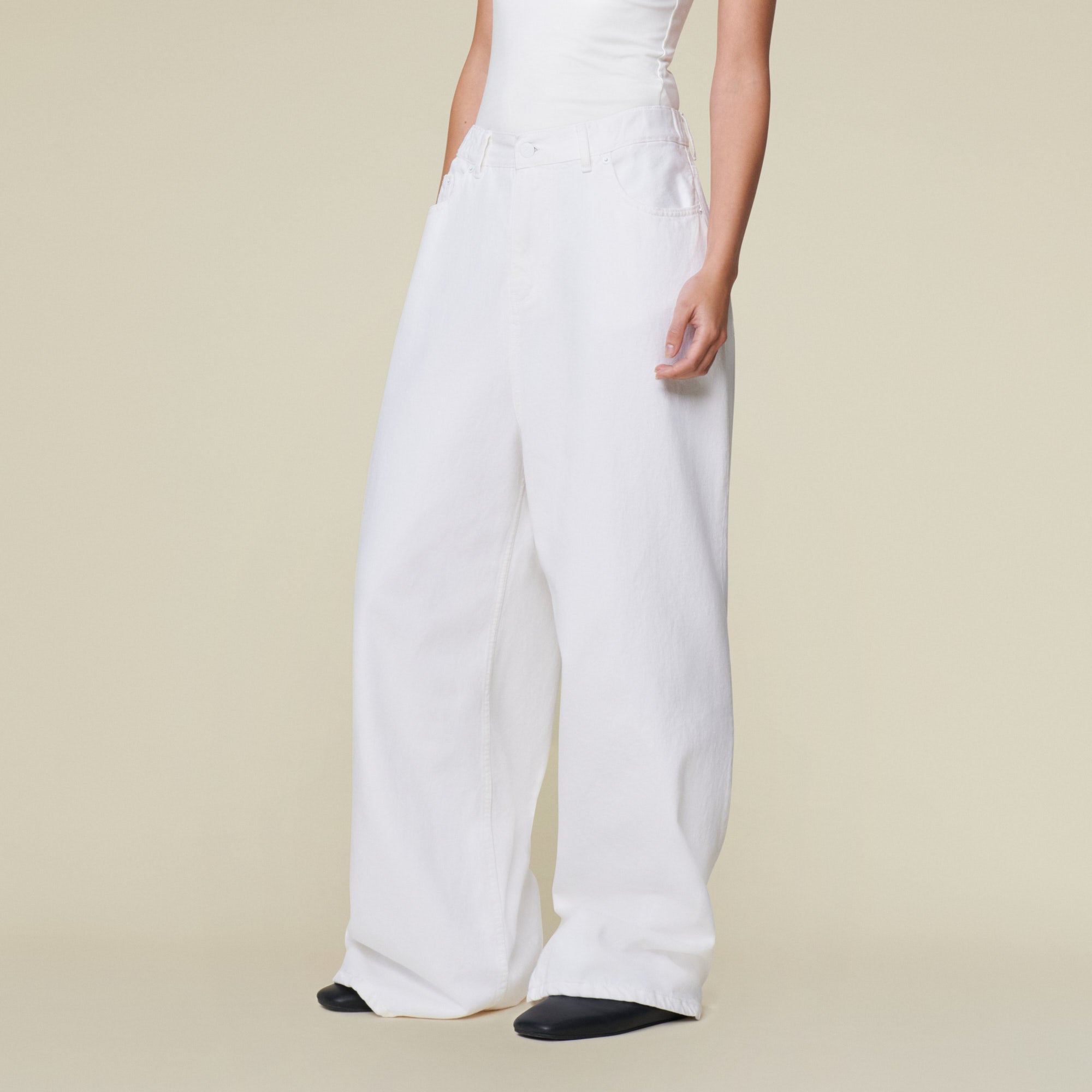 デニム・ジーパン LOIS JEANS WHITE JEANS Lois Jeans in White | Lyst